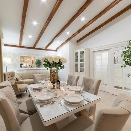 Sunset Villa
